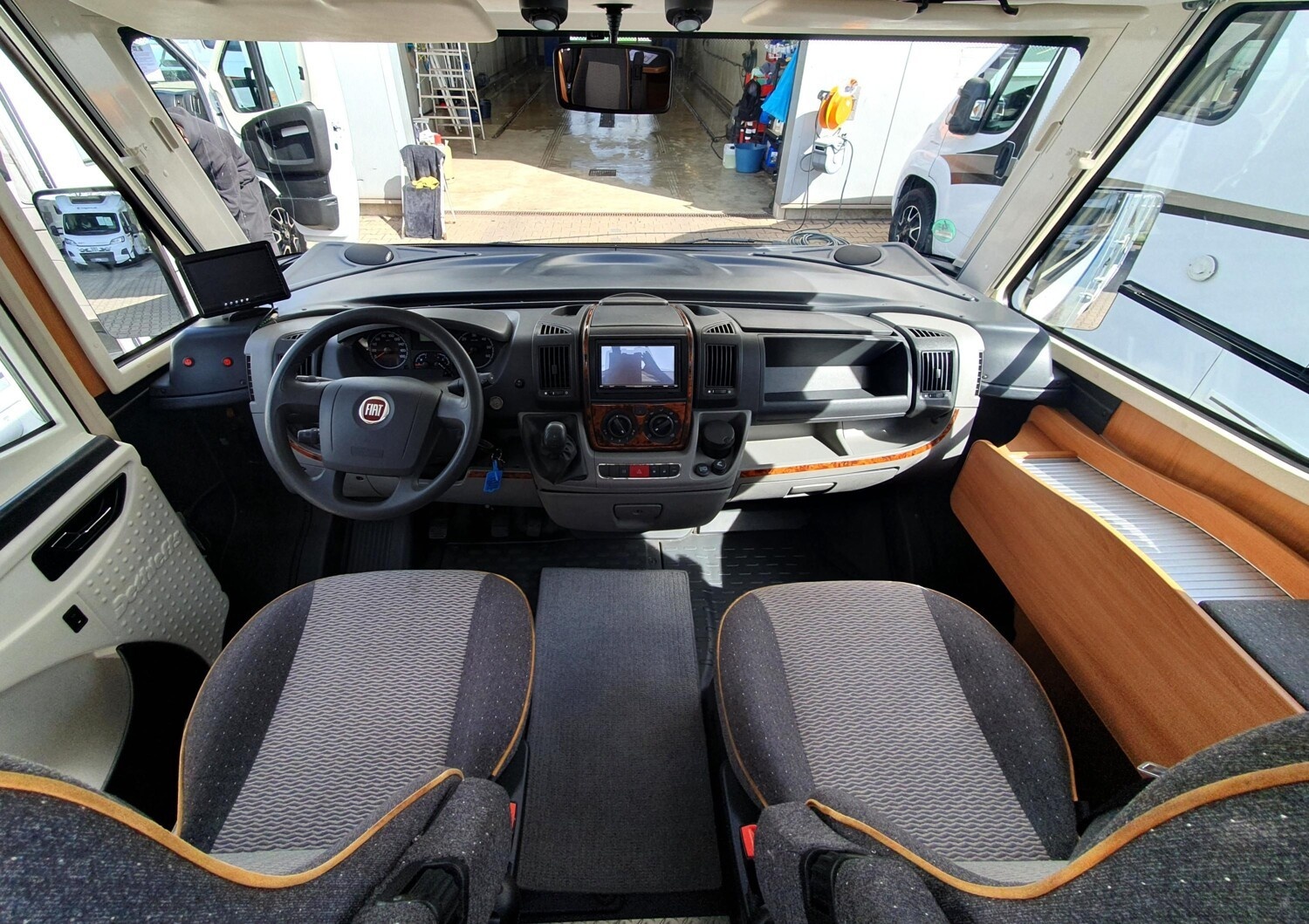 Miniatura 12